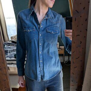 Levi's denim pearl snap western shirt
